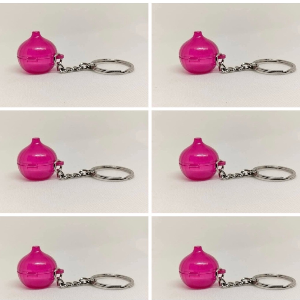 Tupperware keychain mini onion keeper